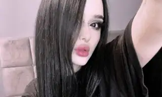 SpicyKaisy live in VR