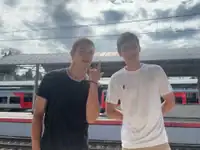 Carry_onn live in VR