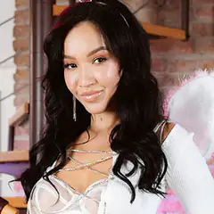 Asia Vargas