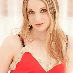 Ela Darling