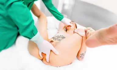 Alt Girl Wants Doctors Fist