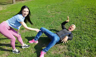 Didi Zerati VR Hairy Pussy Makes Old Pervert Cum Early