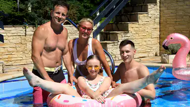 Hot Family Summer Vtyn