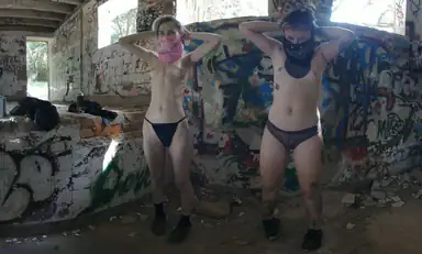 Risky Public Nude Graffiti Poppy and Brille Make Art on Vacation